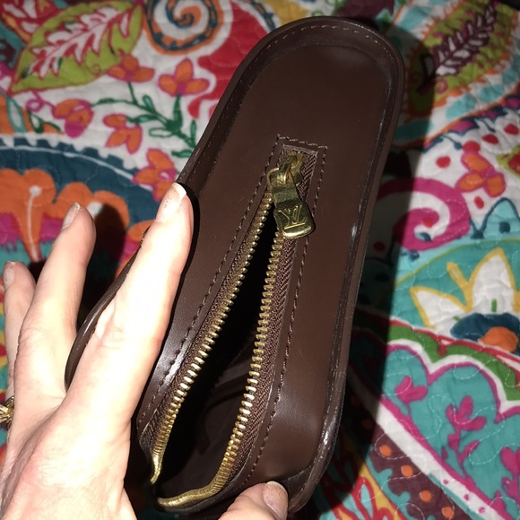 Louis Vuitton Clutch - Picture 4 of 8